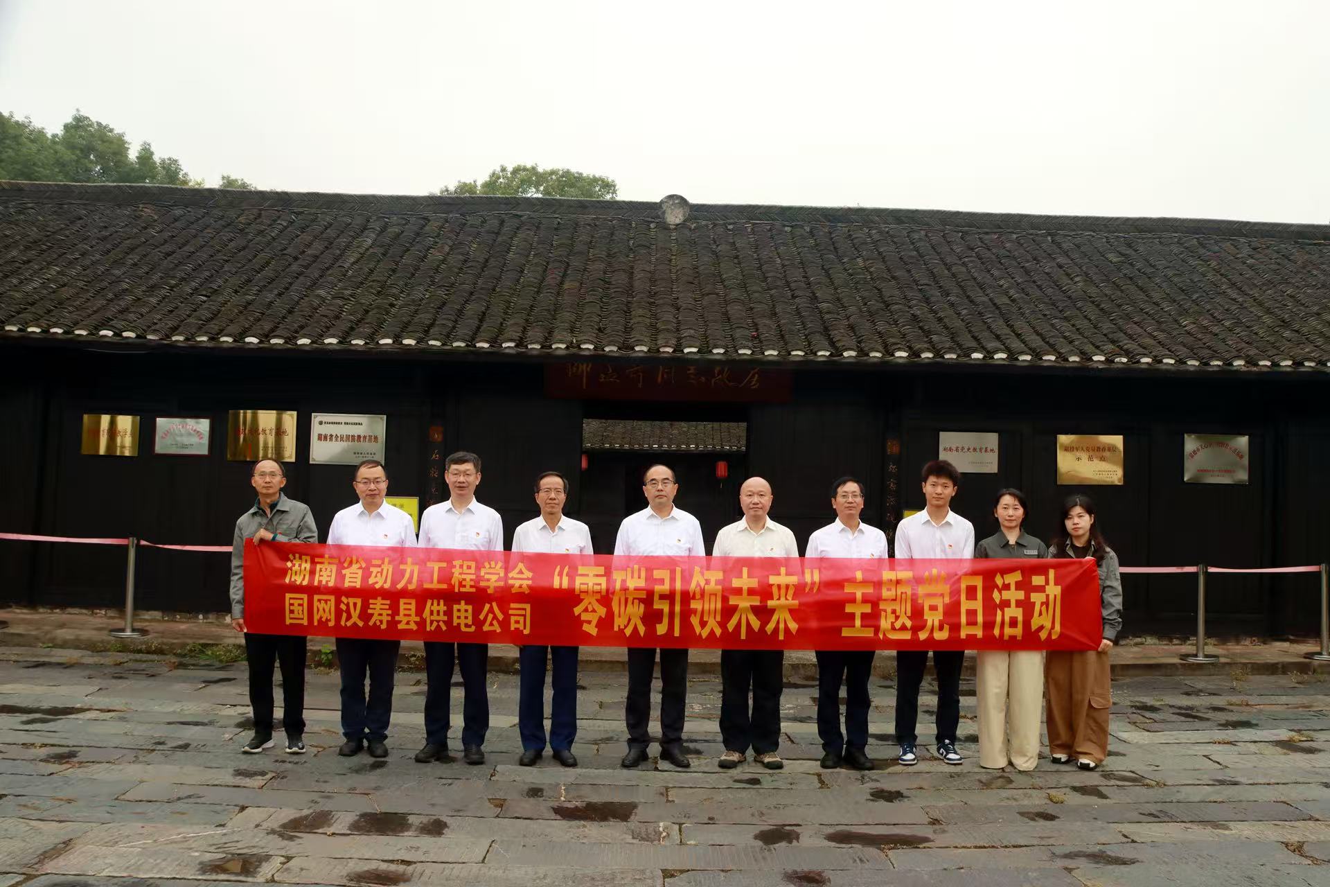 1758614232211097843.jpg f0ea0d12422d0ee6f6f3e78a4b0ec240.jpg